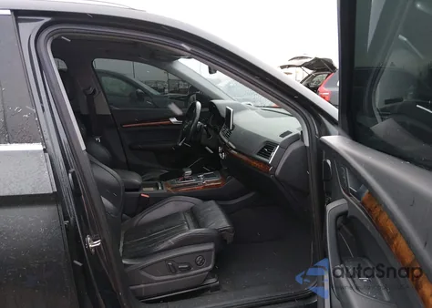 2018 Audi Q5 2.0T Premium/2.0T Tech Premium z USA, uszkodzony, nr VIN WA1BNAFY0J2067873